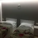 Flowers Bed & Breakfast 3*