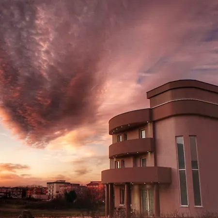 Flowers Bed & Breakfast