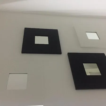 Flowers Bed and Breakfast 3*