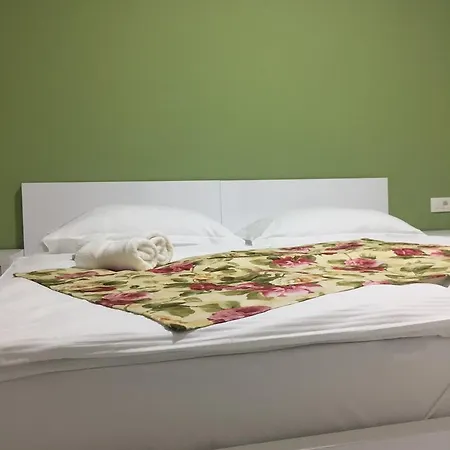 Bed & Breakfast Flowers Medjugorje