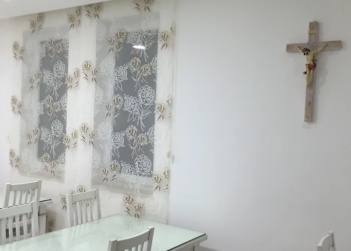 Flowers Bed & Breakfast